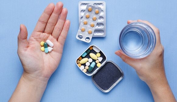 prendere pillole per i funghi delle unghie dei piedi